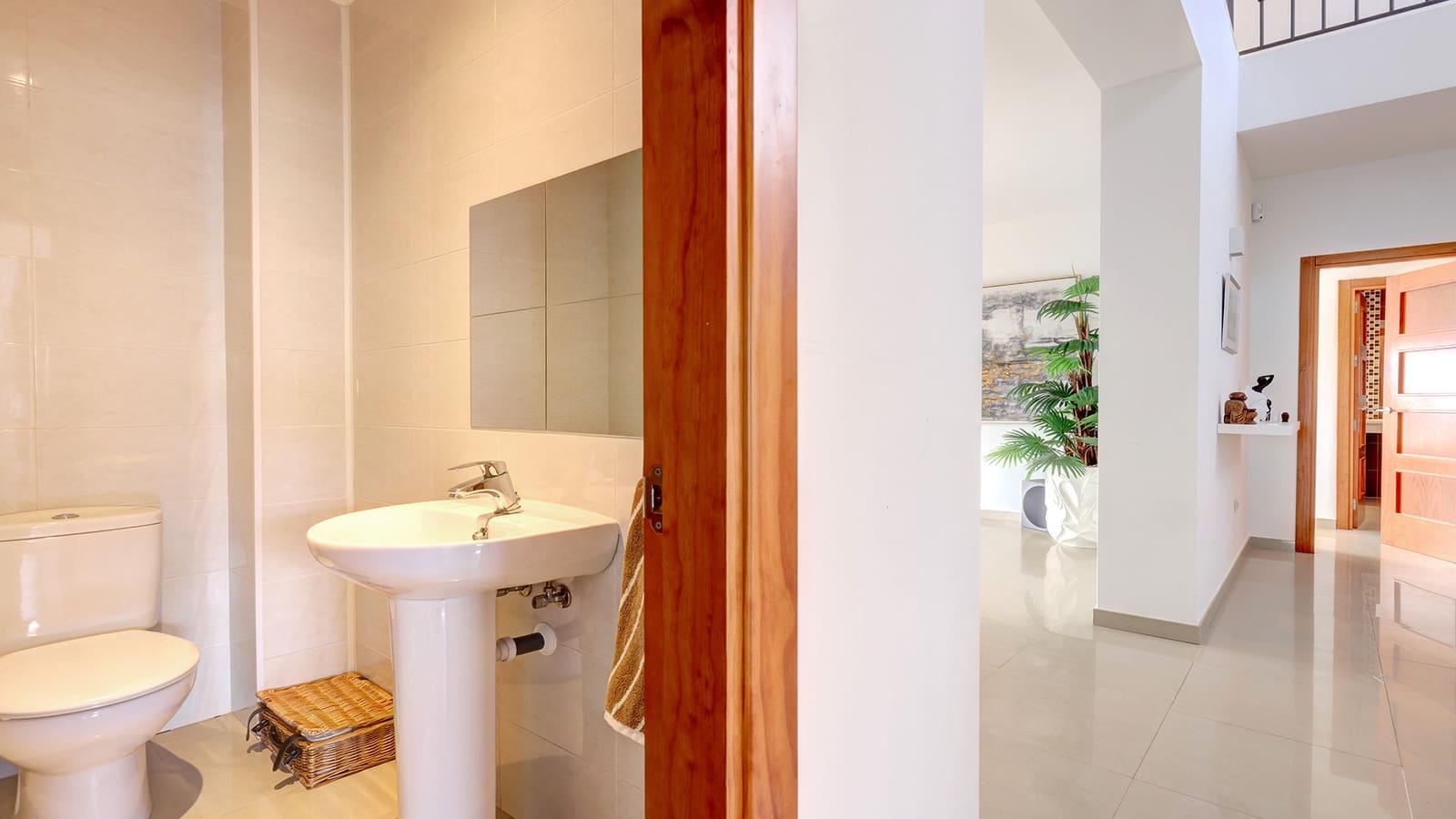 4 quarto Moradia para venda em Manilva com piscina - 1 450 000 € (Ref: 9823311)
