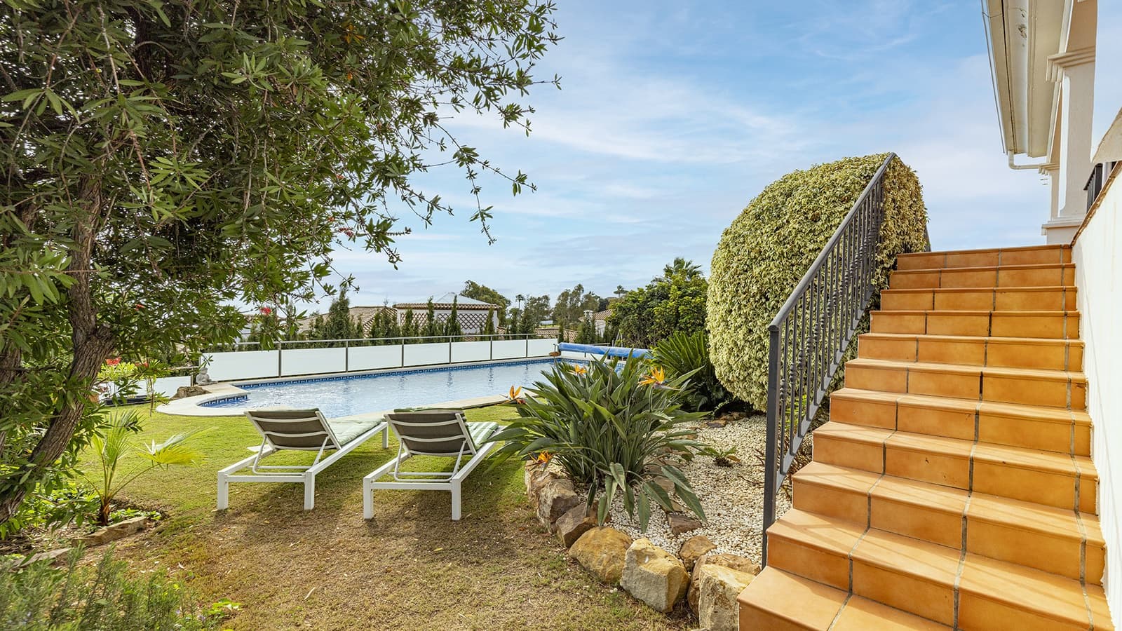 4 quarto Moradia para venda em Manilva com piscina - 1 450 000 € (Ref: 9823311)