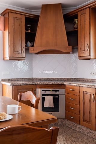 5 camera da letto Casa in vendita in San Pedro de Alcántara Pueblo, Marbella - 695.000 € (Rif: 9823314)