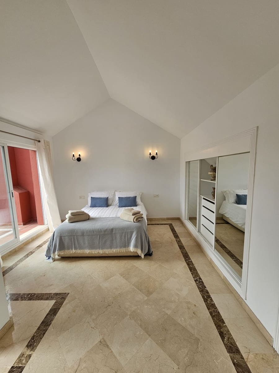 3 slaapkamer Huis te koop in Golden Mile met zwembad - € 895.000 (Ref: 9823320)