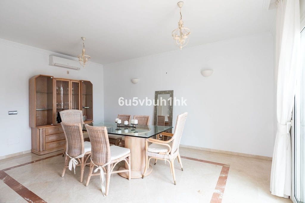 3 chambre Villa/Maison à vendre à Calahonda avec piscine - 995 000 € (Ref: 9823321)
