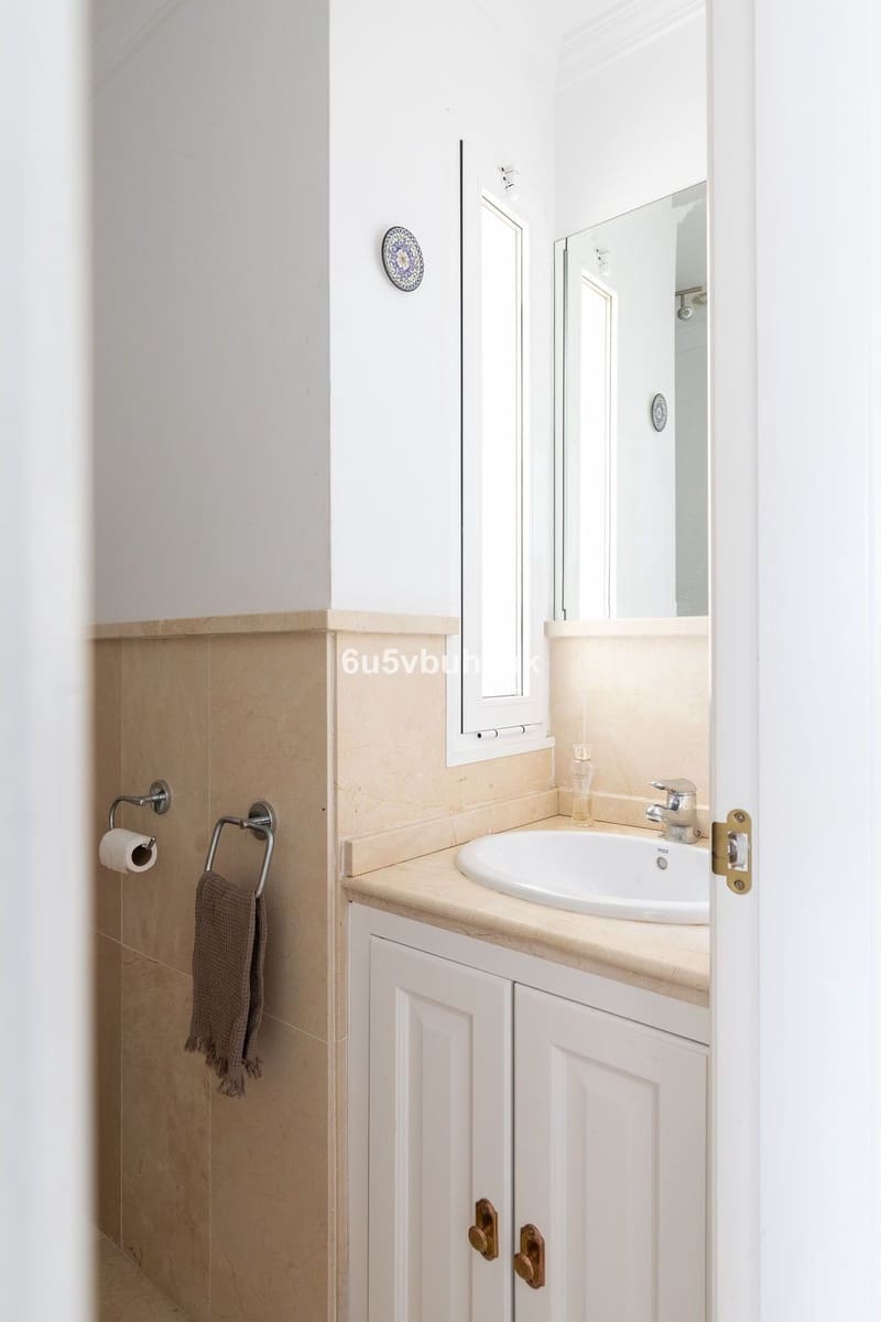 3 chambre Villa/Maison à vendre à Calahonda avec piscine - 995 000 € (Ref: 9823321)