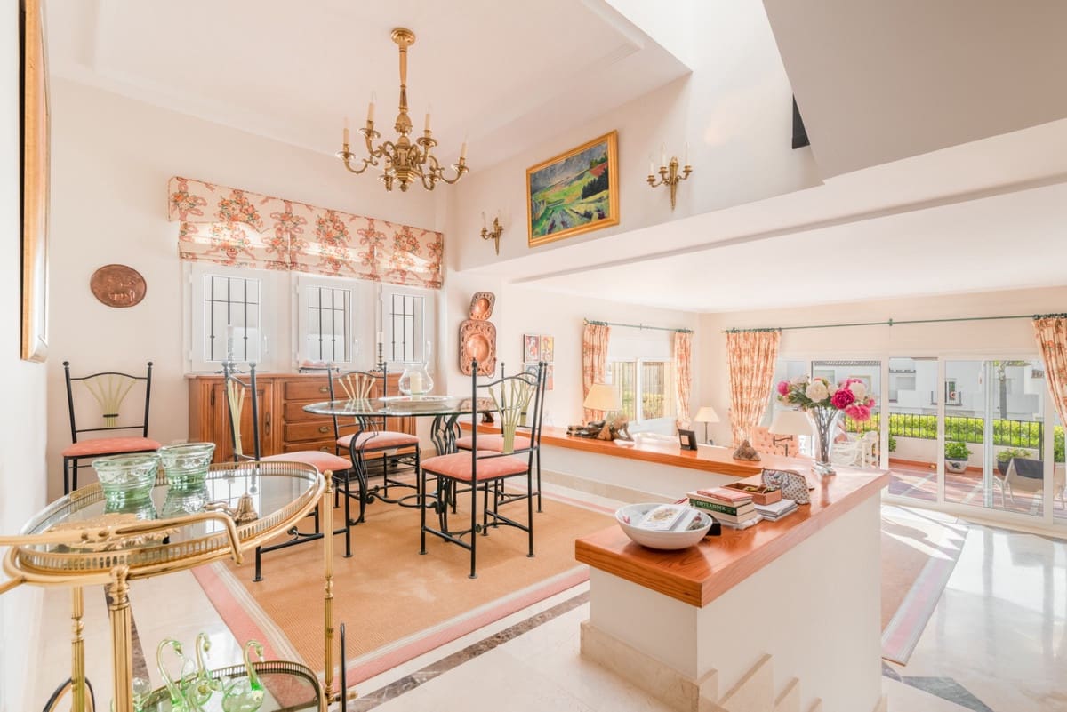 3 camera da letto Casa in vendita in Nueva Andalucia con piscina garage - 1.150.000 € (Rif: 9823322)