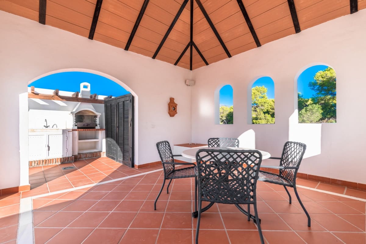 3 camera da letto Casa in vendita in Nueva Andalucia con piscina garage - 1.150.000 € (Rif: 9823322)