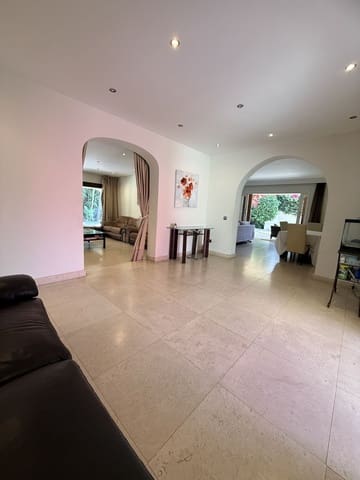 3 Zimmer Villa zu verkaufen in Bel-Air, Estepona mit Pool Garage - 1.200.000 € (Ref: 9823324)