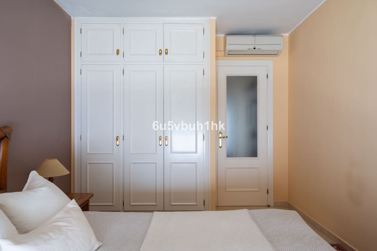 4 soveværelse Byhus til salg i Benalmadena med garage - € 680.000 (Ref: 9823332)