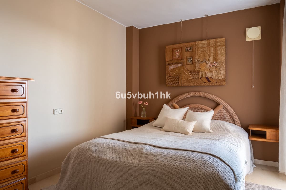 4 soveværelse Byhus til salg i Benalmadena med garage - € 680.000 (Ref: 9823332)