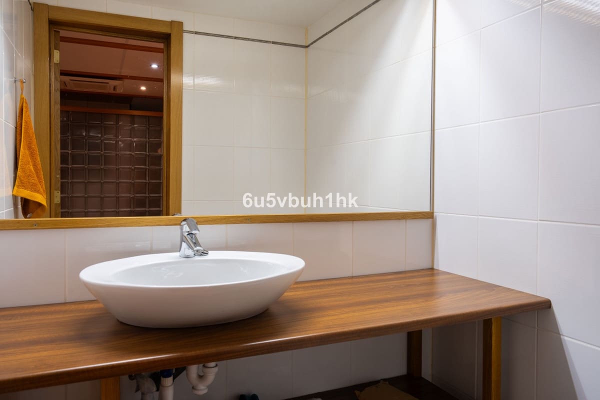 4 soveværelse Byhus til salg i Benalmadena med garage - € 680.000 (Ref: 9823332)
