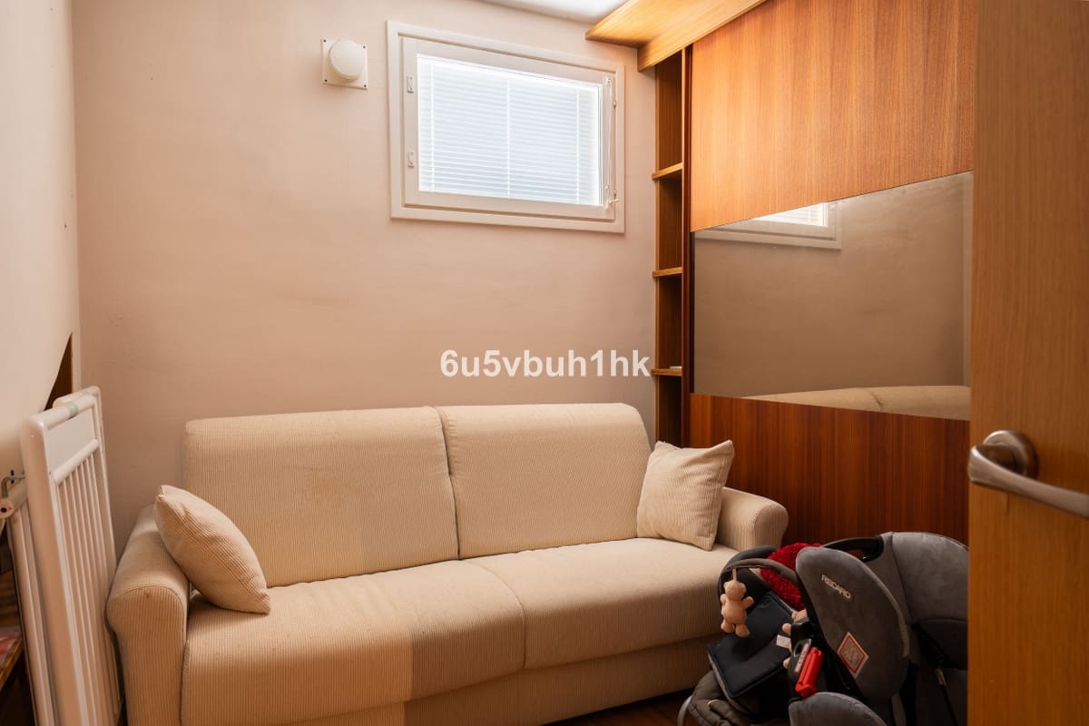 4 soveværelse Byhus til salg i Benalmadena med garage - € 680.000 (Ref: 9823332)