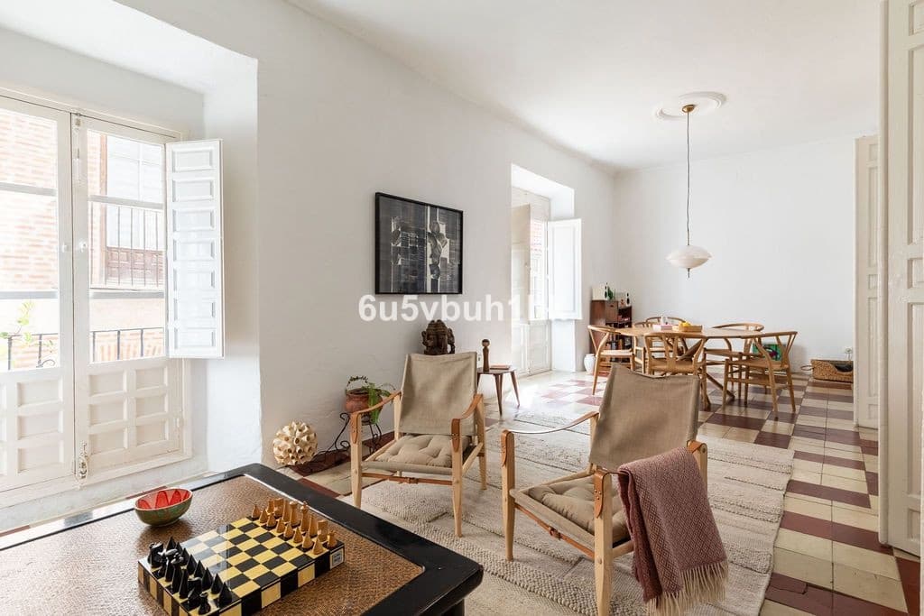 8 soveværelse Byhus til salg i Malaga by - € 1.749.000 (Ref: 9823333)