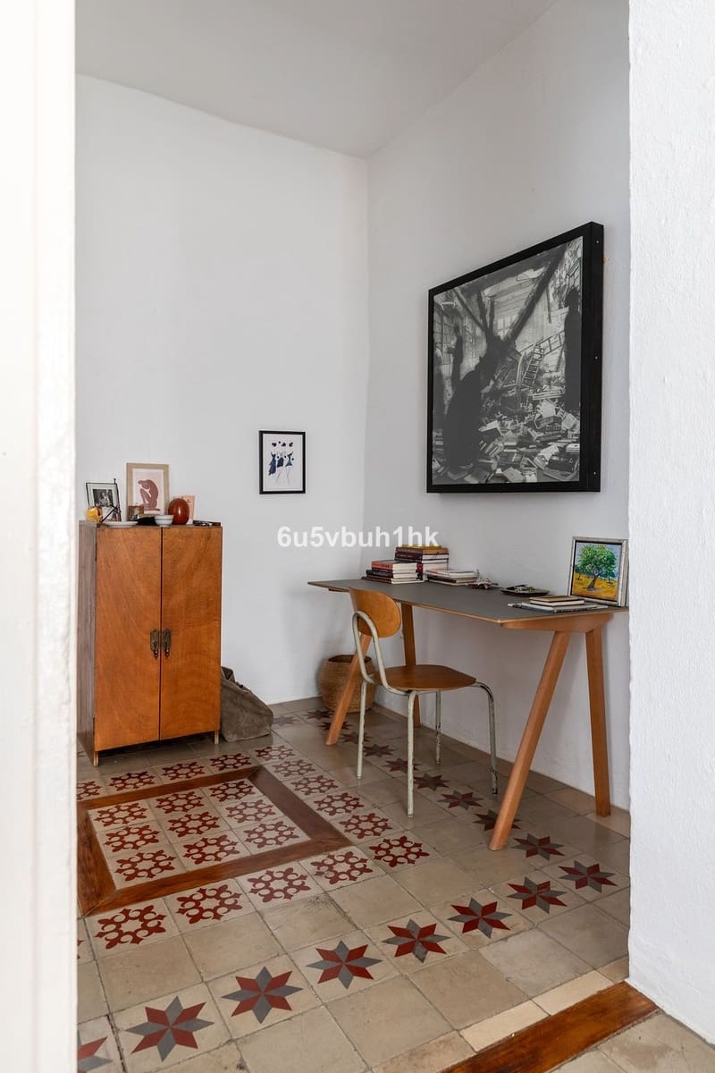 8 soveværelse Byhus til salg i Malaga by - € 1.749.000 (Ref: 9823333)