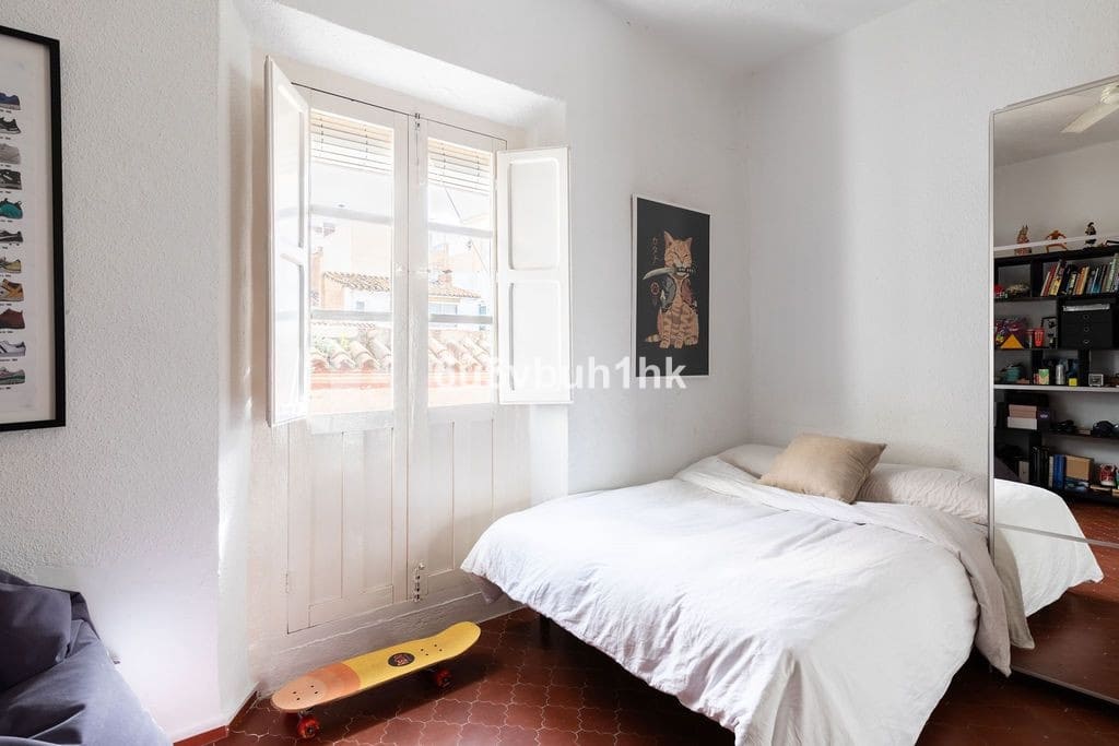 8 soveværelse Byhus til salg i Malaga by - € 1.749.000 (Ref: 9823333)