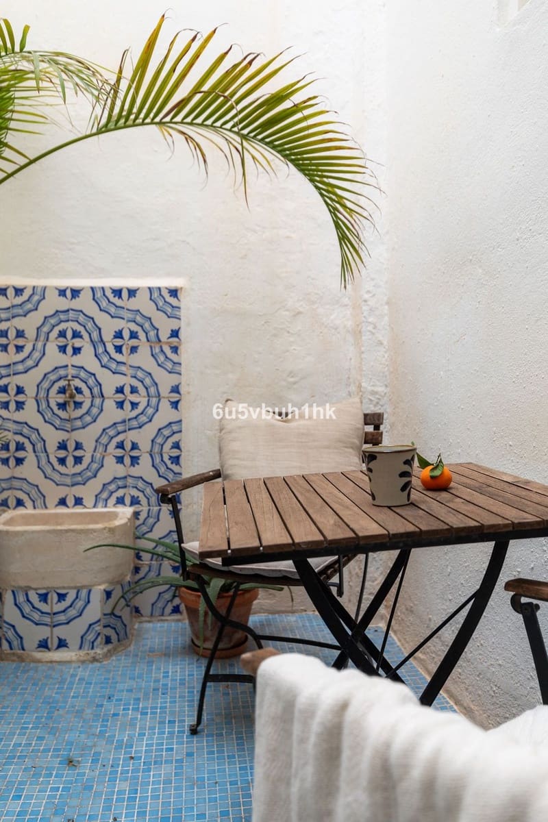 8 soveværelse Byhus til salg i Malaga by - € 1.749.000 (Ref: 9823333)