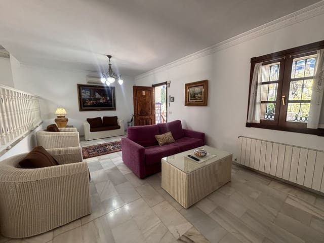 3 makuuhuone Paritalo myytävänä paikassa La Dama de Noche - La Alzambra, Marbella mukana uima-altaan - 995 000 € (Ref: 9823334)