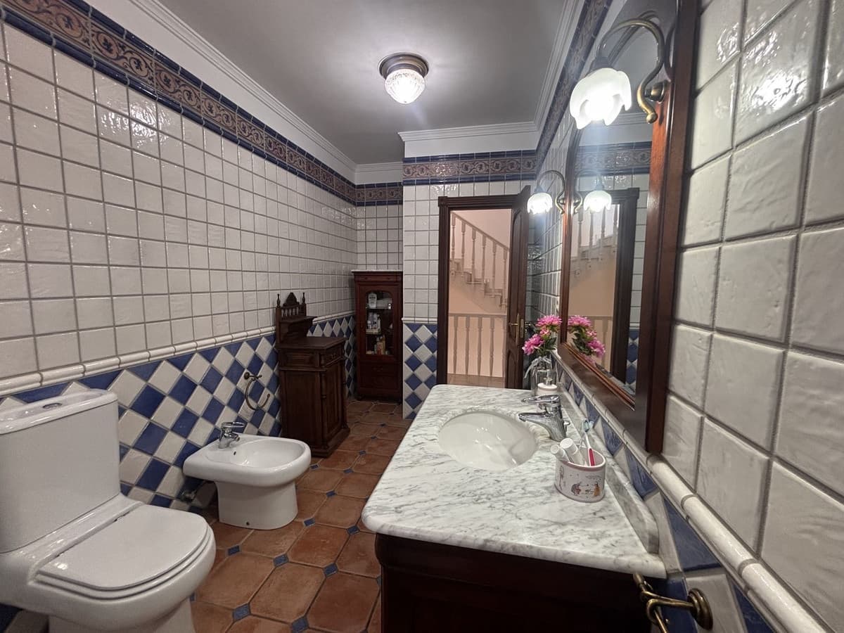 3 makuuhuone Paritalo myytävänä paikassa Nueva Andalucia mukana uima-altaan - 995 000 € (Ref: 9823334)