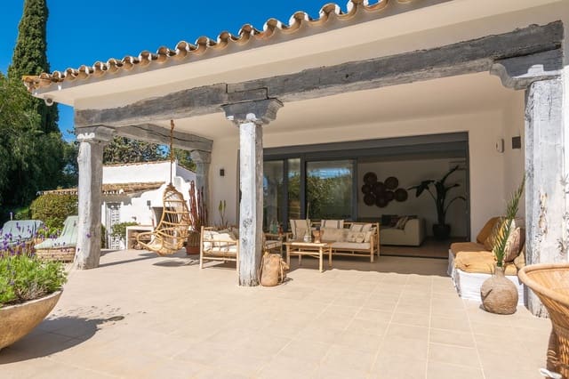 5 Zimmer Villa zu verkaufen in Romana Playa, Marbella mit Pool Garage - 2.500.000 € (Ref: 9823335)