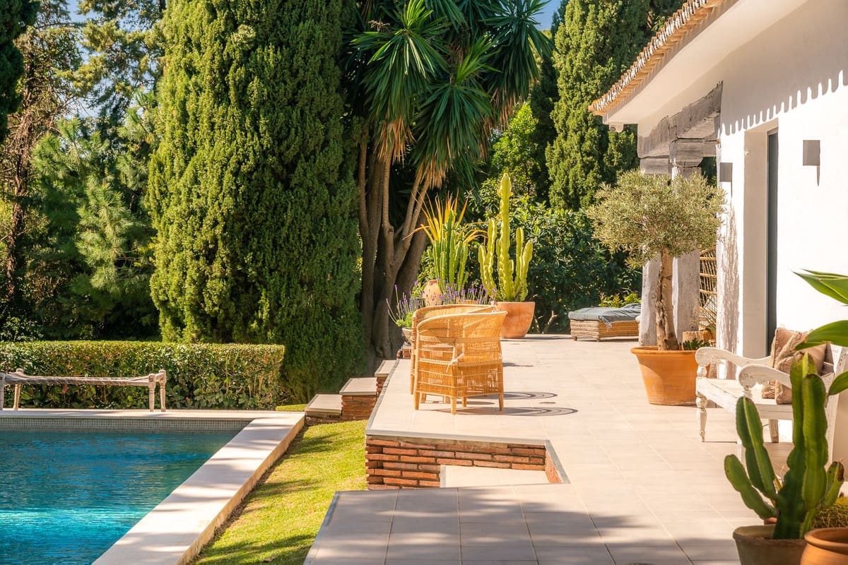 5 Zimmer Villa zu verkaufen in Marbella mit Pool Garage - 2.500.000 € (Ref: 9823335)