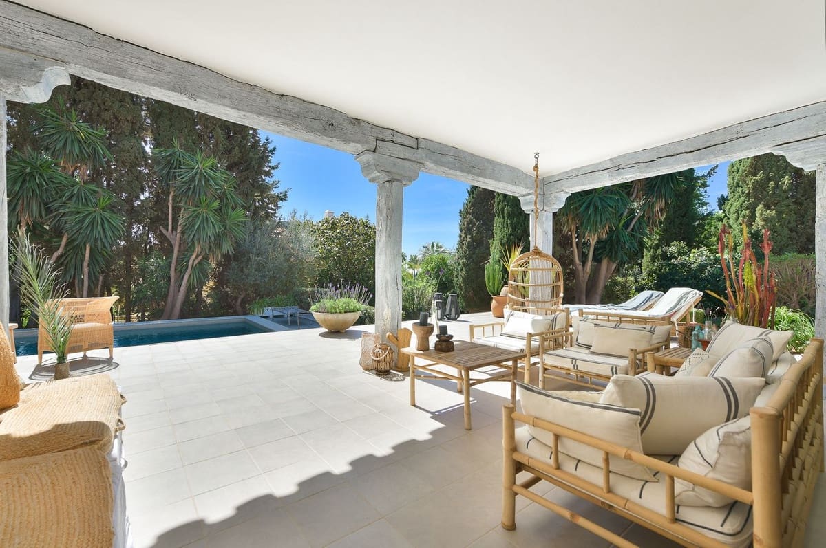 5 Zimmer Villa zu verkaufen in Marbella mit Pool Garage - 2.500.000 € (Ref: 9823335)