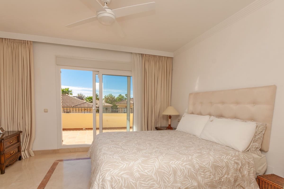 4 camera da letto Villetta Bifamiliare in vendita in Riviera del Sol - 549.000 € (Rif: 9823337)