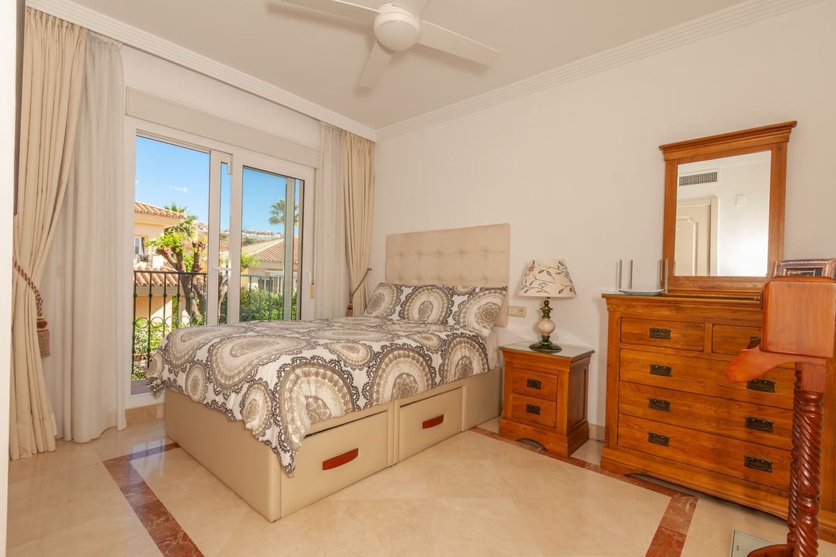 4 camera da letto Villetta Bifamiliare in vendita in Riviera del Sol - 549.000 € (Rif: 9823337)