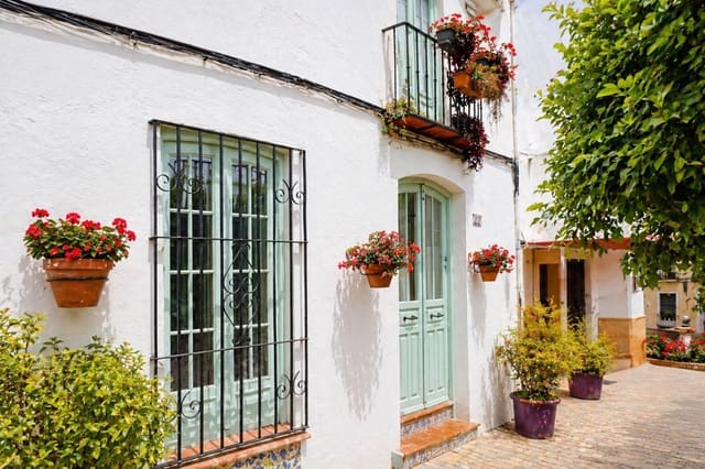 4 Zimmer Haus zu verkaufen in Centro, Estepona - 995.000 € (Ref: 9823341)