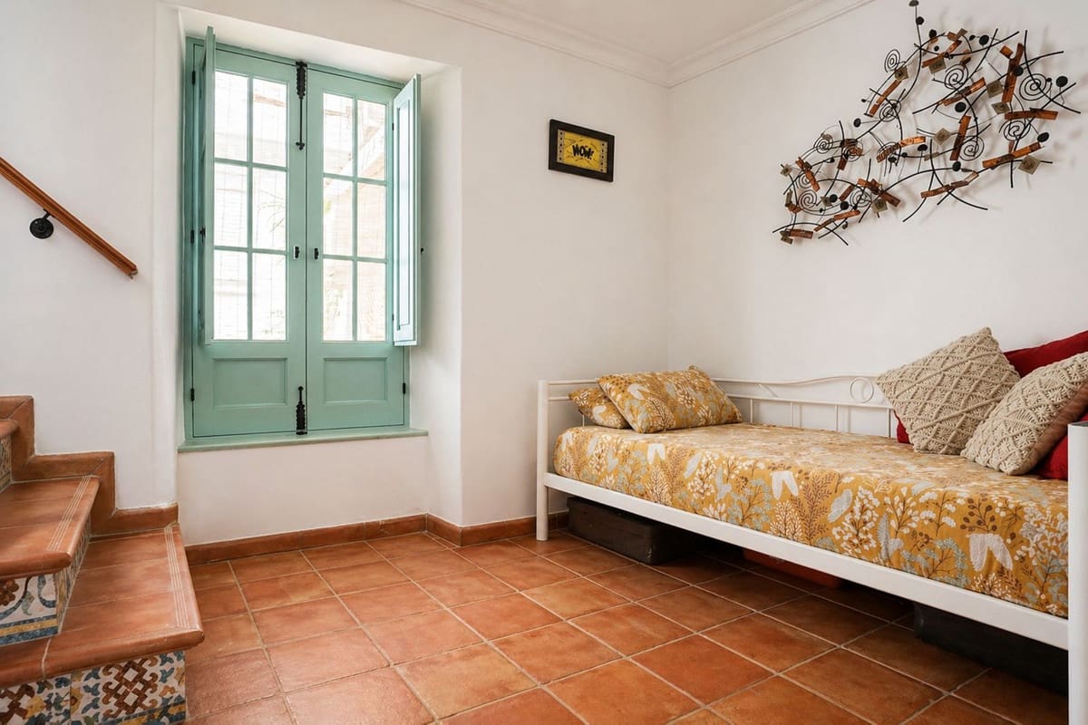 4 Zimmer Haus zu verkaufen in Estepona - 995.000 € (Ref: 9823341)