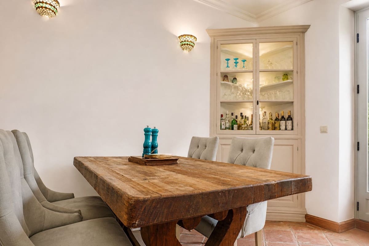 4 Zimmer Haus zu verkaufen in Estepona - 995.000 € (Ref: 9823341)