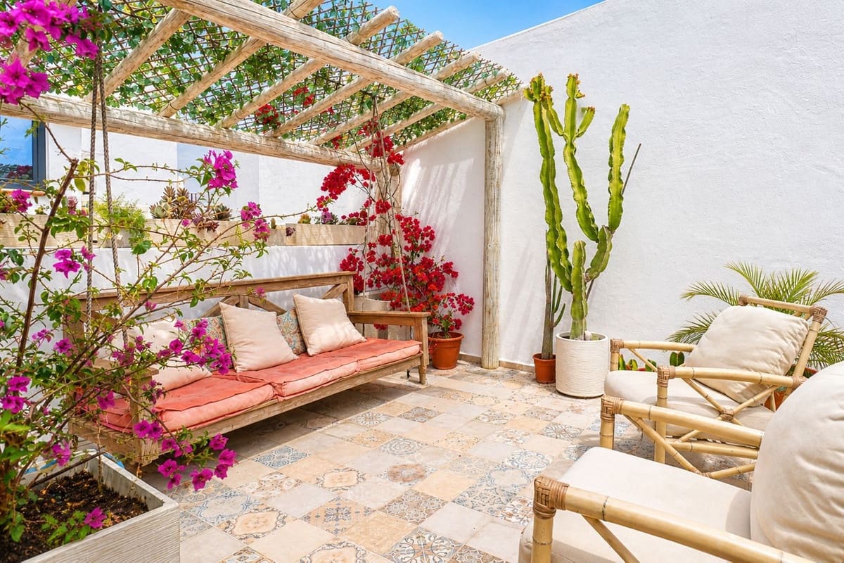4 Zimmer Haus zu verkaufen in Estepona - 995.000 € (Ref: 9823341)