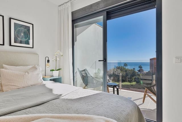 Casa de 3 habitaciones en Centro ciudad, Fuengirola en venta con piscina garaje - 649.000 € (Ref: 9823343)