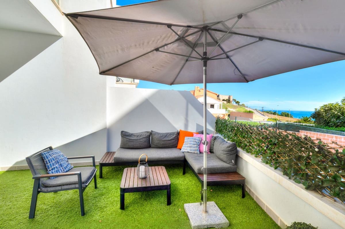 Casa de 3 habitaciones en Fuengirola en venta con piscina garaje - 649.000 € (Ref: 9823343)