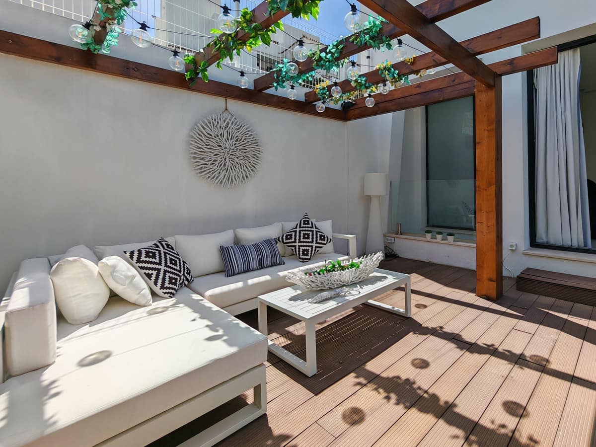 5 soveværelse Villa til salg i Estepona med swimmingpool - € 1.450.000 (Ref: 9823345)