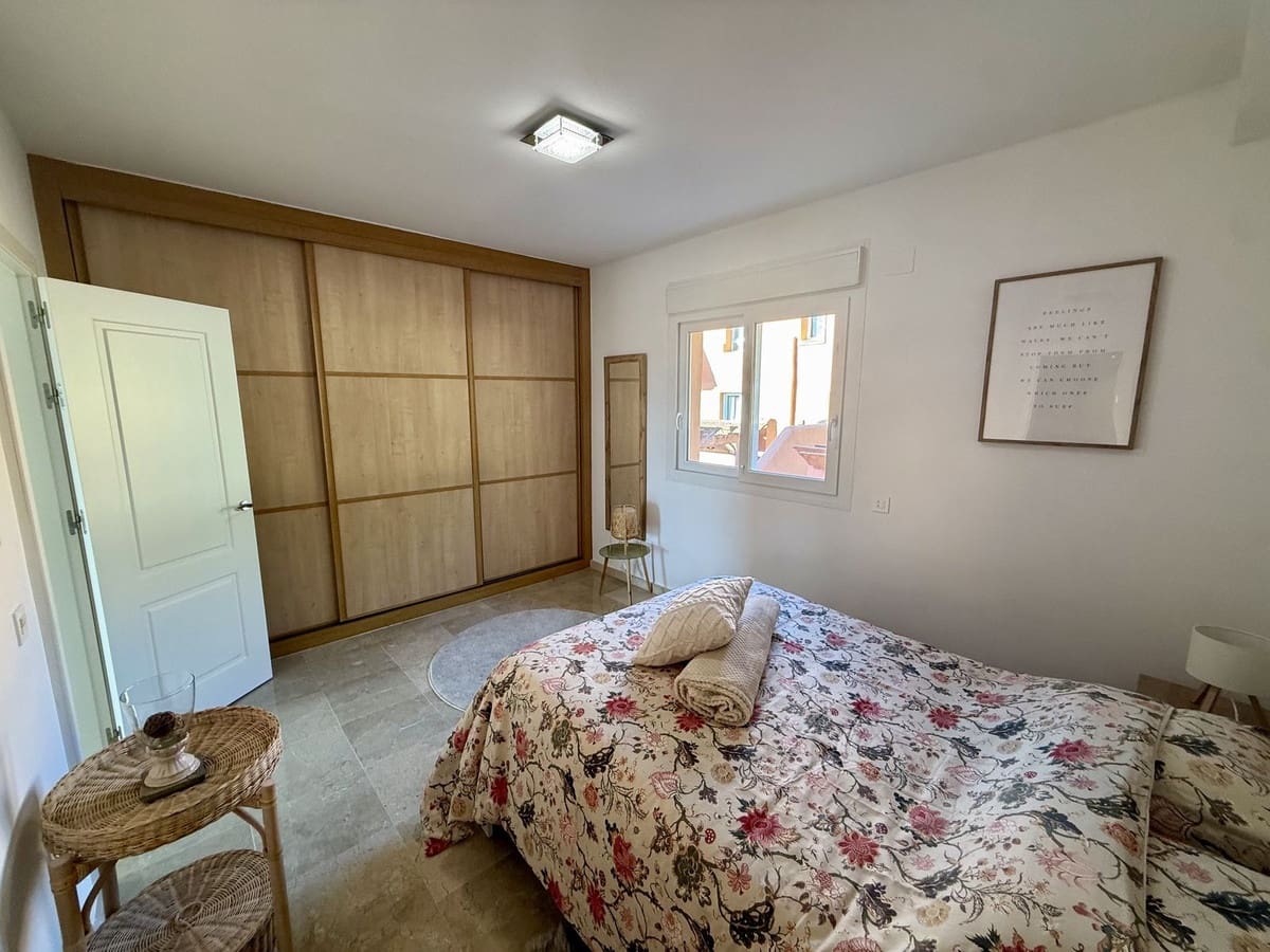 5 bedroom Townhouse for sale in Cabopino with pool - € 539,000 (Ref: 9823356)