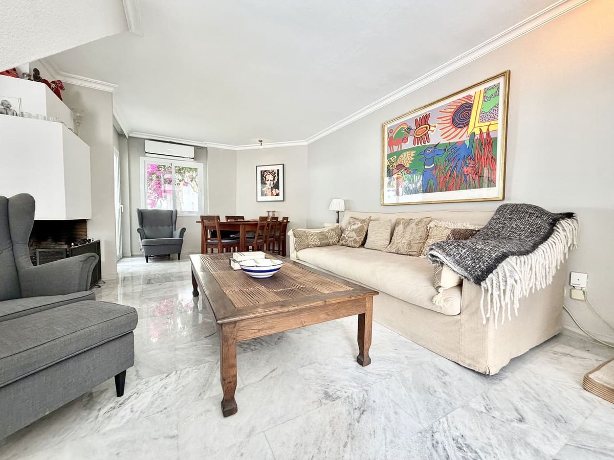 Casa de 3 habitaciones en Nueva Andalucia en venta - 595.000 € (Ref: 9823357)
