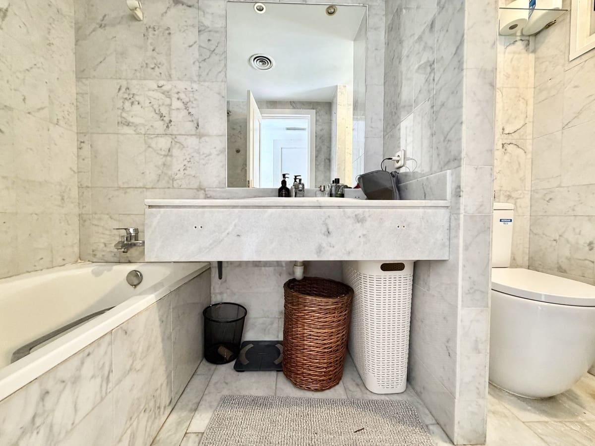 Casa de 3 habitaciones en Nueva Andalucia en venta - 595.000 € (Ref: 9823357)