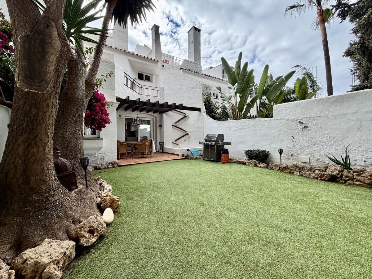 Casa de 3 habitaciones en Nueva Andalucia en venta - 595.000 € (Ref: 9823357)