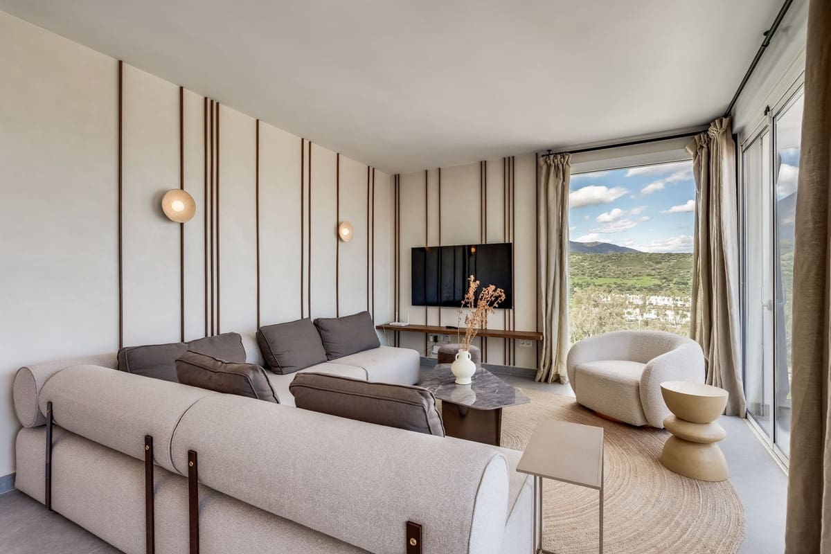 4 chambre Villa/Maison à vendre à Estepona avec piscine - 1 150 000 € (Ref: 9823358)