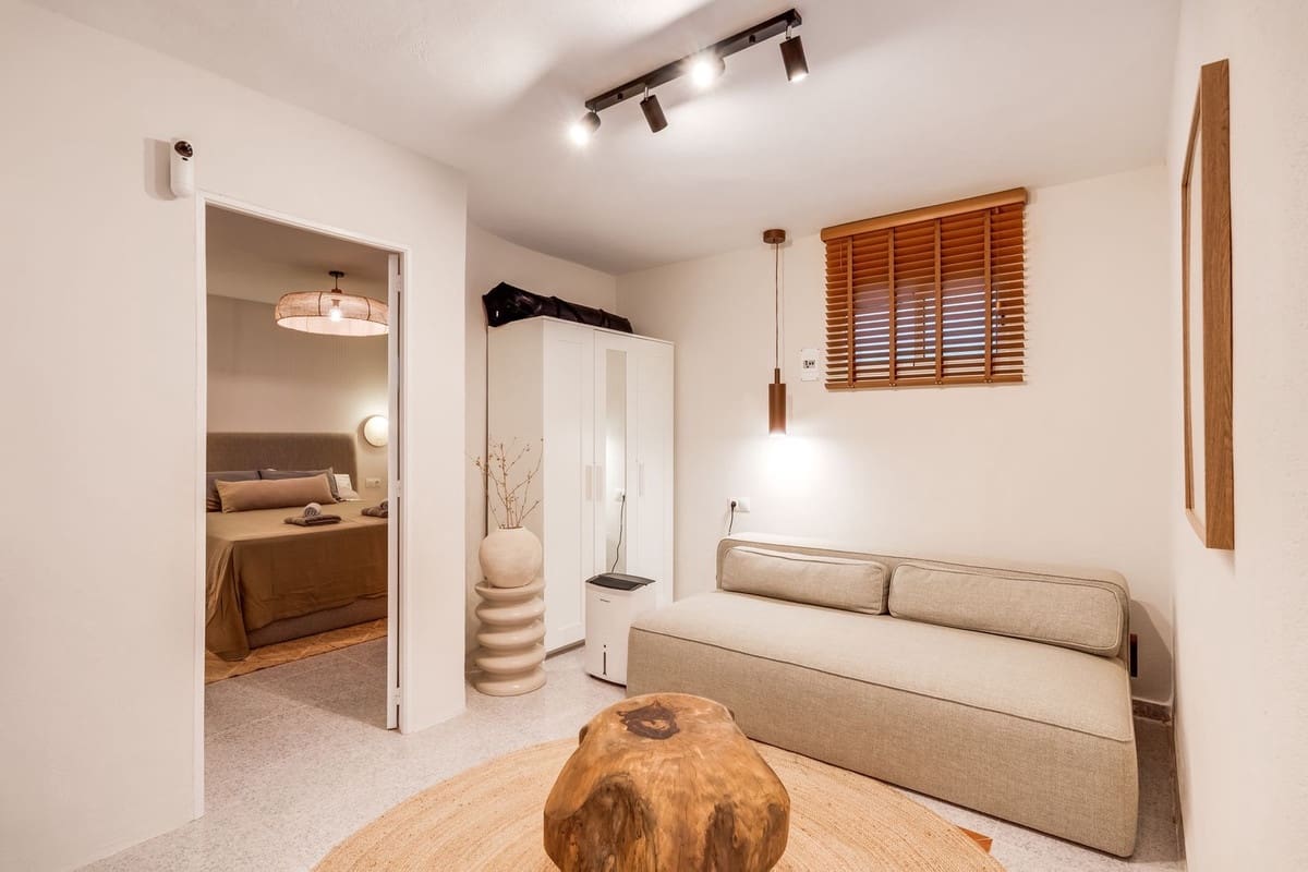 4 chambre Villa/Maison à vendre à Estepona avec piscine - 1 150 000 € (Ref: 9823358)