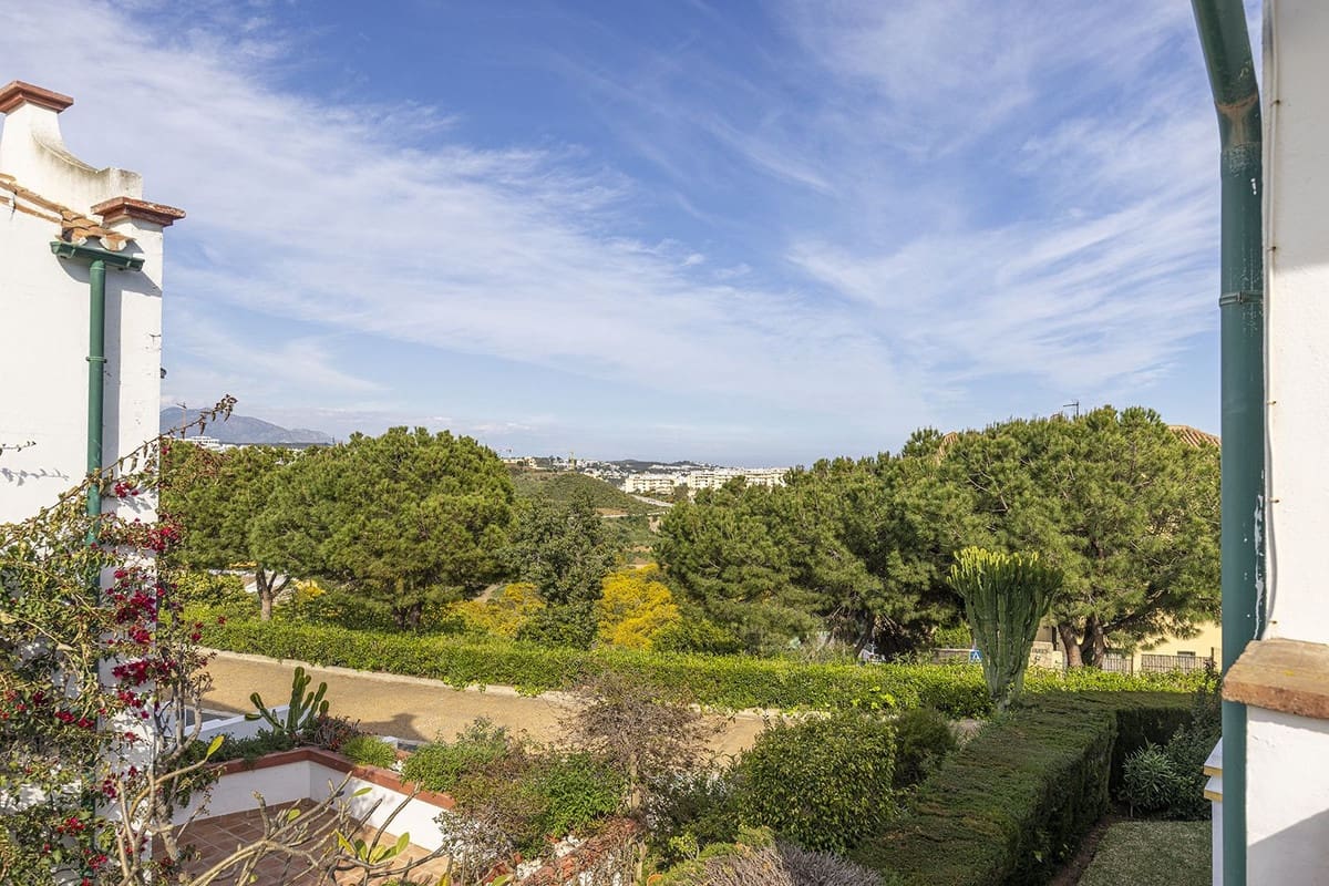 3 bedroom Semi-detached Villa for sale in La Cala de Mijas with pool garage - € 760,000 (Ref: 9823361)