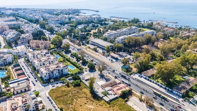 3 soverom Restaurant/Bar til salgs i Puerto Banus, Marbella - € 4 300 000 (Ref: 9823362)