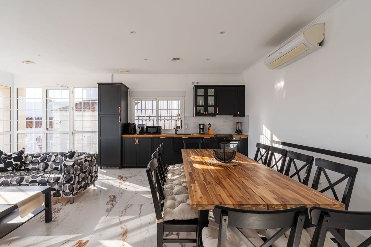 5 Zimmer Villa zu verkaufen in Alhaurin el Grande mit Pool - 840.000 € (Ref: 9823369)