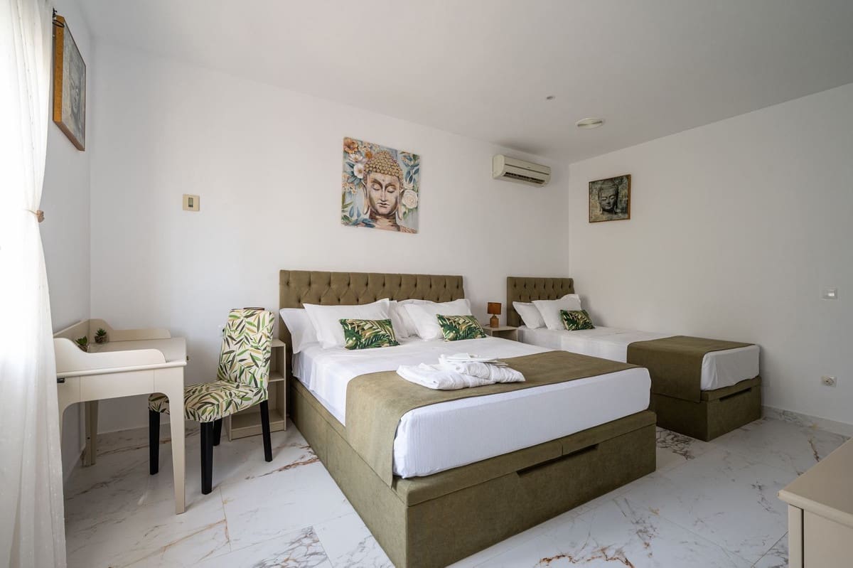5 Zimmer Villa zu verkaufen in Alhaurin el Grande mit Pool - 840.000 € (Ref: 9823369)
