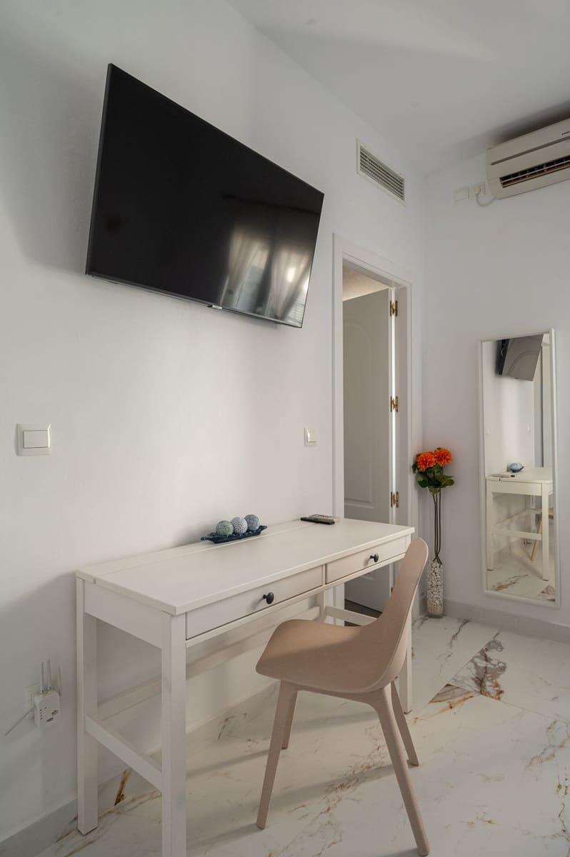 5 Zimmer Villa zu verkaufen in Alhaurin el Grande mit Pool - 840.000 € (Ref: 9823369)