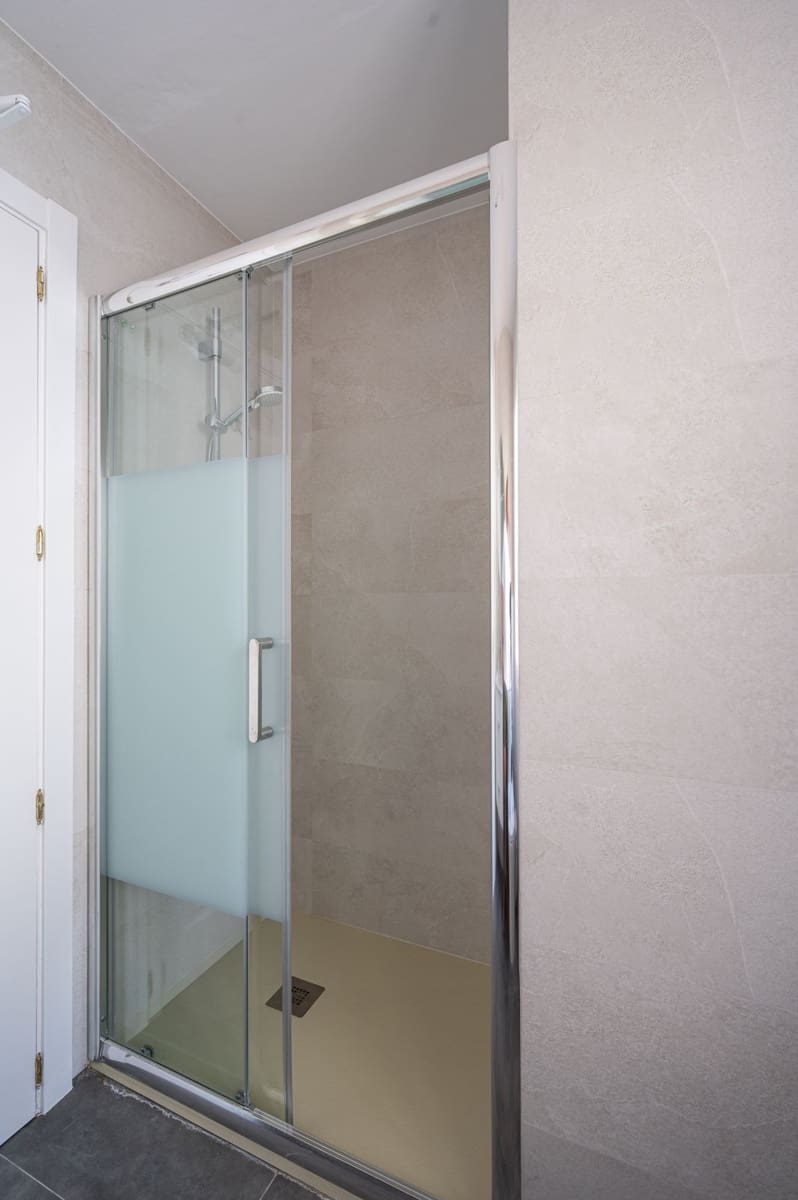 5 Zimmer Villa zu verkaufen in Alhaurin el Grande mit Pool - 840.000 € (Ref: 9823369)