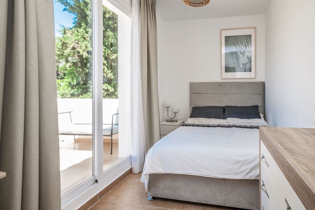 6 chambre Villa/Maison à vendre à Estepona avec piscine garage - 2 350 000 € (Ref: 9823370)
