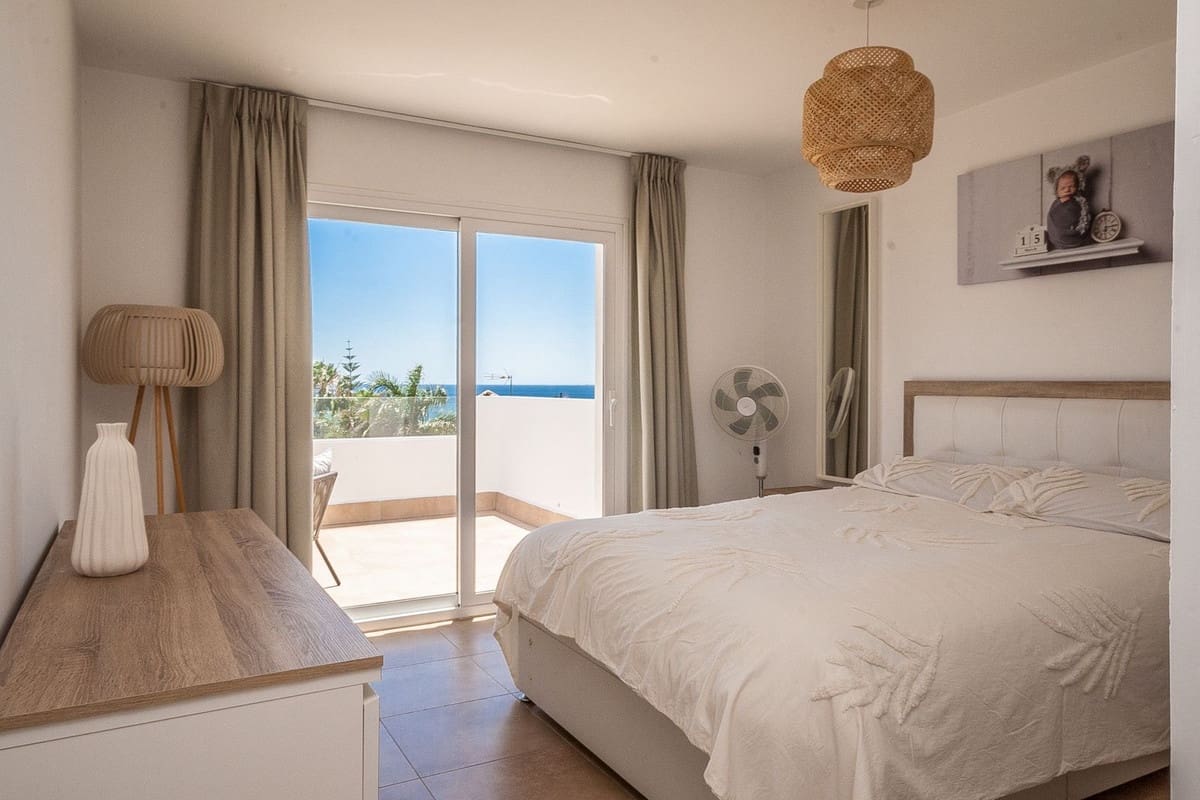6 chambre Villa/Maison à vendre à Estepona avec piscine garage - 2 350 000 € (Ref: 9823370)