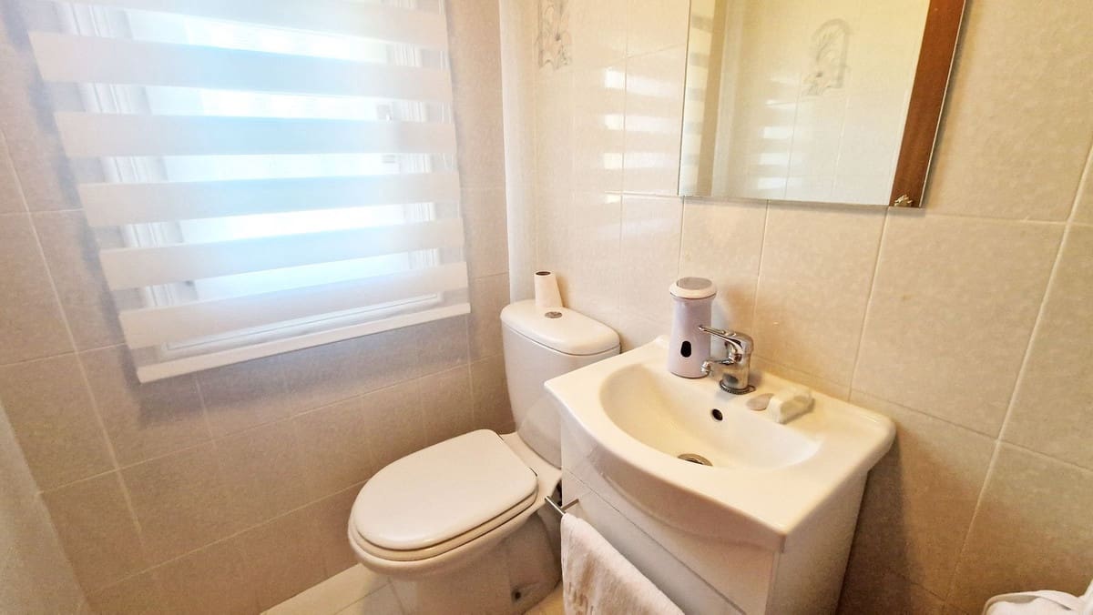 4 slaapkamer Halfvrijstaande villa te koop in Mijas Golf met zwembad - € 479.000 (Ref: 9823378)
