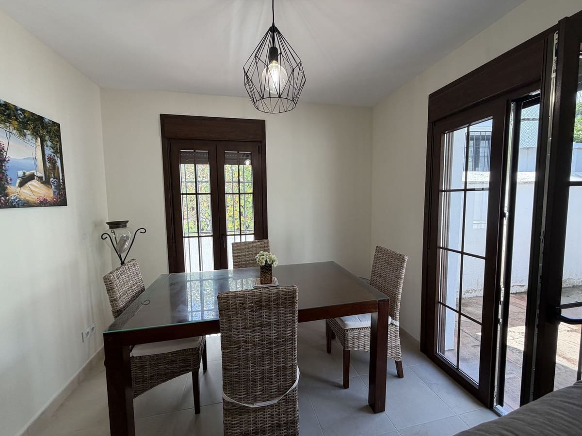 Casa de 2 habitaciones en Nueva Andalucia en venta con piscina - 460.000 € (Ref: 9823384)