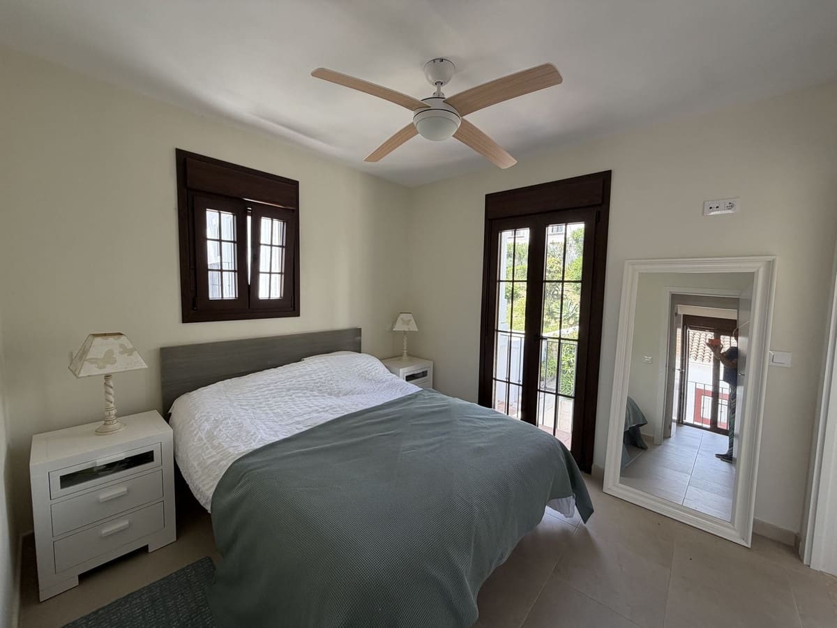 Casa de 2 habitaciones en Nueva Andalucia en venta con piscina - 460.000 € (Ref: 9823384)