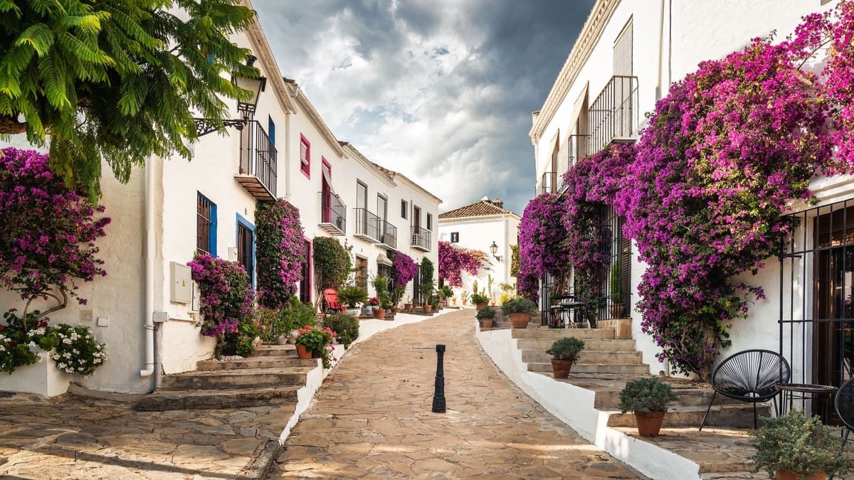 Casa de 2 habitaciones en Nueva Andalucia en venta con piscina - 460.000 € (Ref: 9823384)