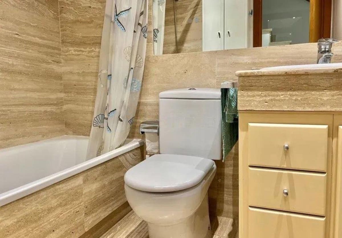 5 quarto Casa em Banda para venda em Nueva Andalucia com piscina - 918 000 € (Ref: 9823385)